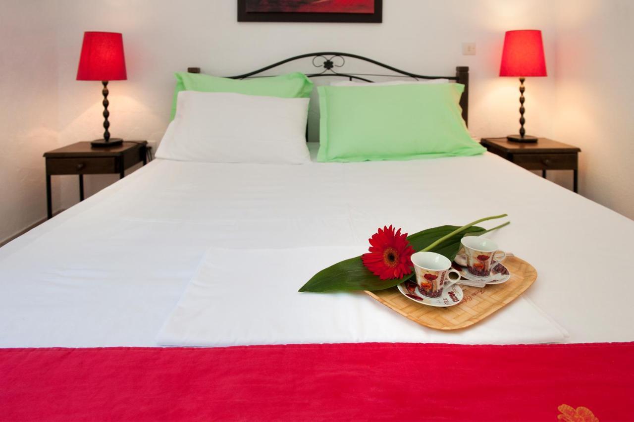 Glyfada House On The Sea Apartment Ngoại thất bức ảnh